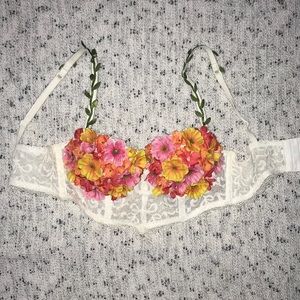 Flower girl rave bra
